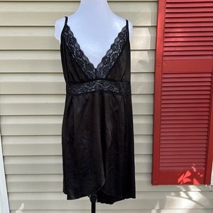 Black lace womens short nightgown